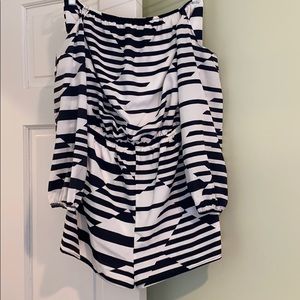 EVERLY Cold Shoulder Romper Size S